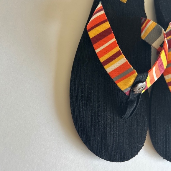 New Keen Yellow Orange White Canvas Black Rubber Outsole Flip Flops size 9 - Picture 5 of 14